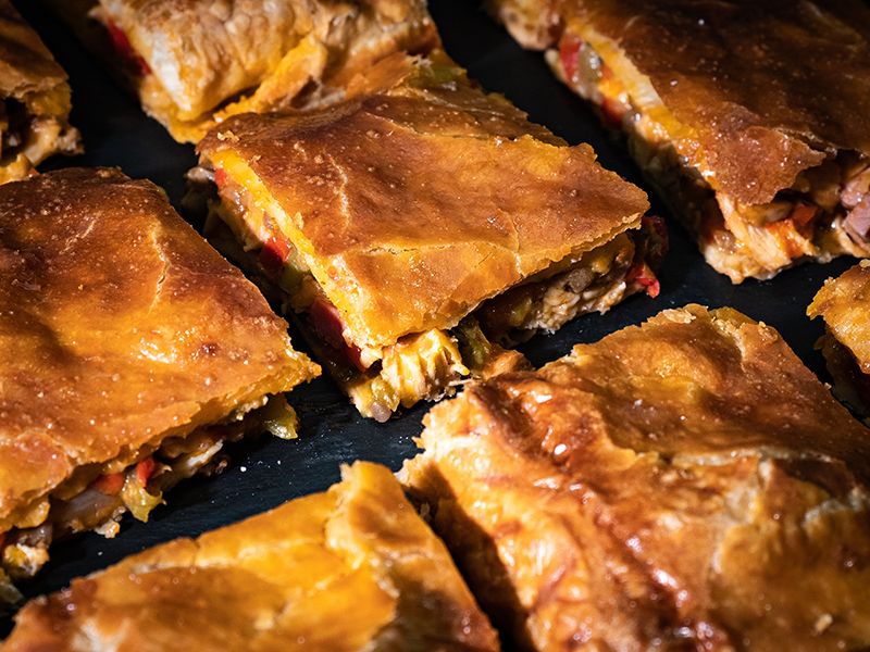 Empanada de carne, Concepto de panadería.